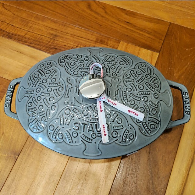 新品未使用 ミナペルホネン × STAUB ココット オーバル グレー mina
