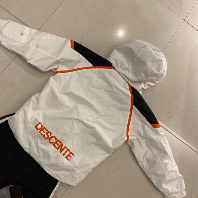 DESCENTE(デサント)のDESCENTE150スキーウエアセット スポーツ/アウトドアのスキー(ウエア)の商品写真