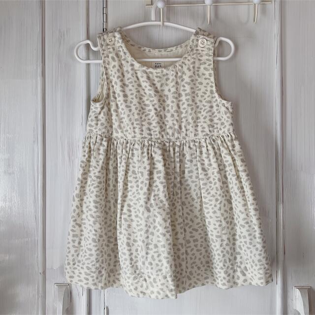 babyGAP(ベビーギャップ)のbabyGap コーデュロイワンピース キッズ/ベビー/マタニティのキッズ服女の子用(90cm~)(ワンピース)の商品写真