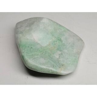 高透過 ・白緑 1.5kg 翡翠 ヒスイ 翡翠原石 原石 鉱物 鑑賞石 自然石