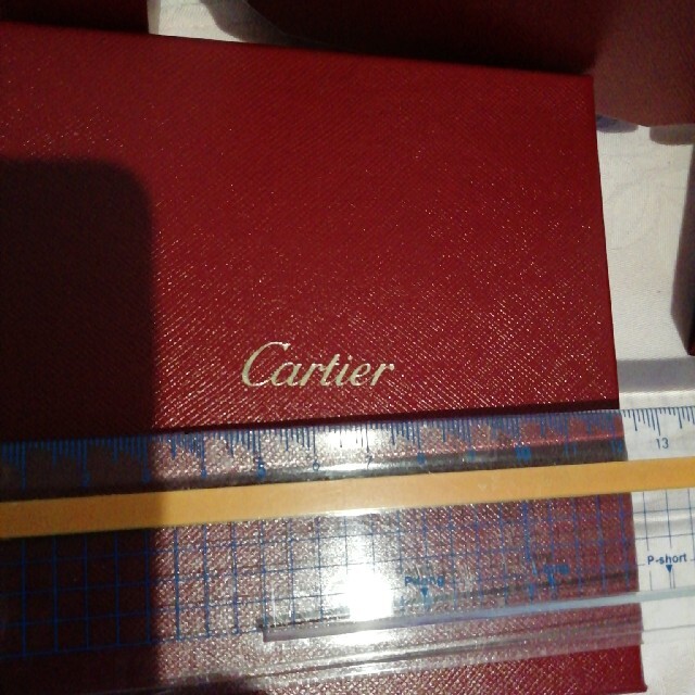 Cartier(カルティエ)のカルティェ　箱と、クリーナーセット インテリア/住まい/日用品の日用品/生活雑貨/旅行(その他)の商品写真