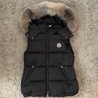 モンクレール(MONCLER)のモンクレ　ダウンベスト　GALLINULE GILET ファー　(ダウンベスト)