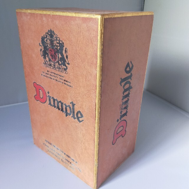 ディンプル　スコッチウィスキー　750ml　未開封　箱付き 食品/飲料/酒の酒(ウイスキー)の商品写真