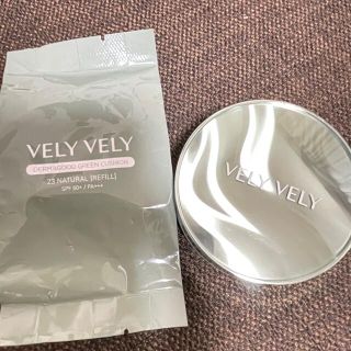 スリーシーイー(3ce)の【値下げ中】VELY VELY⭐︎ダーマグッドグリーンクッションファンデ23(ファンデーション)