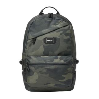 オークリー(Oakley)の 新品•未使用 オークリー カジュアルバッグ STREET BACKPACK(バッグパック/リュック)