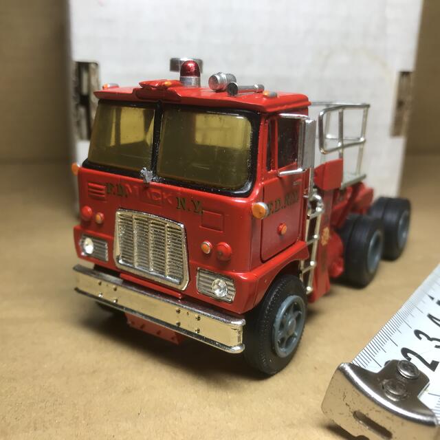 全長約12.5cm 重さ約394g ダイキャスト製　MAC トラクターFDNY