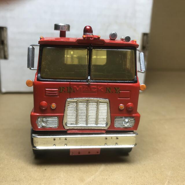 全長約12.5cm 重さ約394g ダイキャスト製　MAC トラクターFDNY