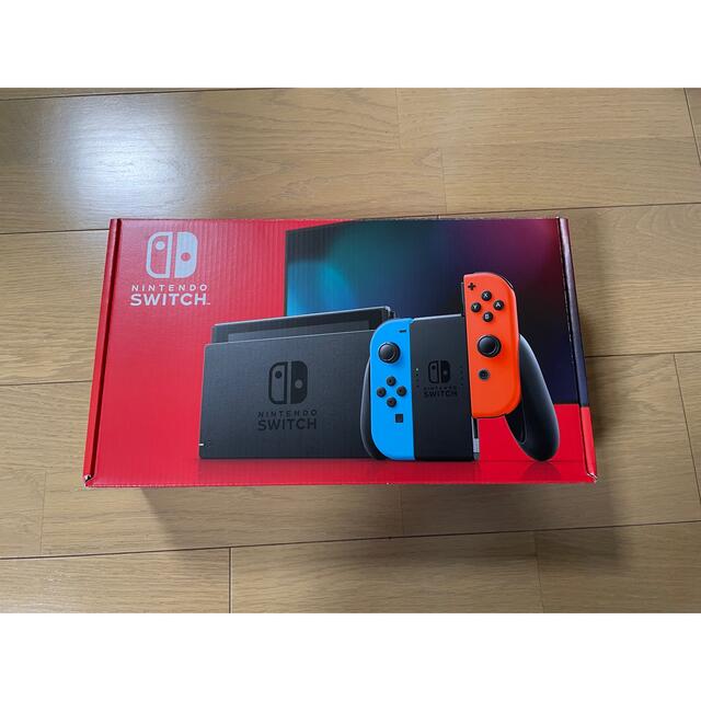 Nintendo Switch(ニンテンドースイッチ)の任天堂スイッチ　Switch JOY-CON(L) ブルー/(R) レッド エンタメ/ホビーのゲームソフト/ゲーム機本体(家庭用ゲーム機本体)の商品写真