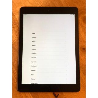 アイパッド(iPad)のiPad Air 第1世代 16GB (タブレット)