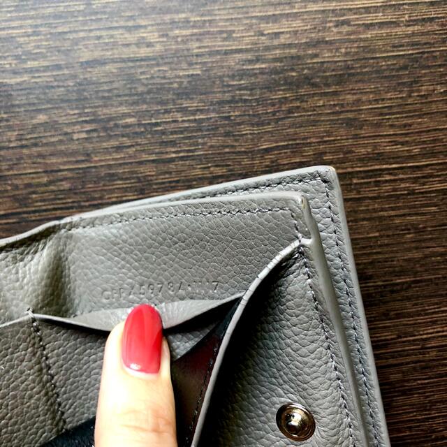 Saint Laurent(サンローラン)のサンローラン 三つ折り財布　タイニーウォレット　ミニ財布　グレー レディースのファッション小物(財布)の商品写真