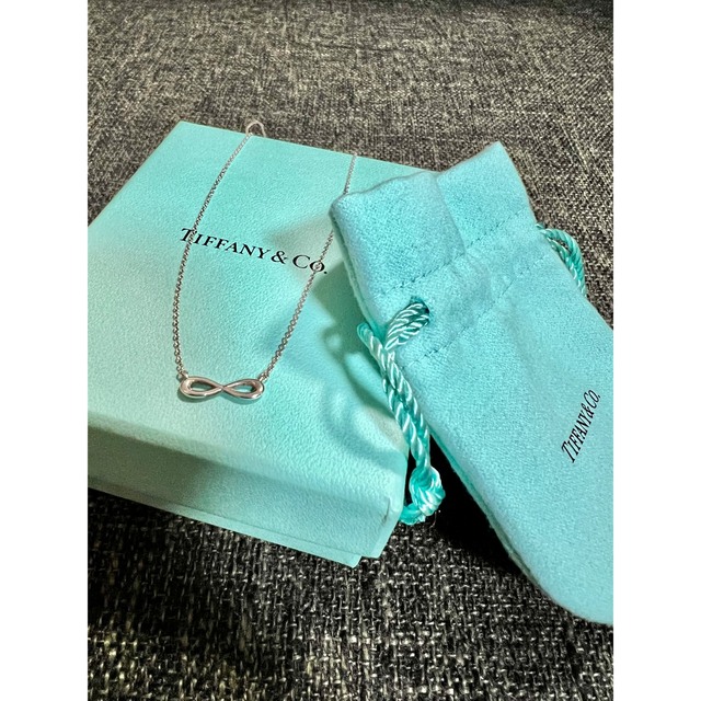 Tiffany & Co.(ティファニー)のTiffany インフィニティ　ネックレス レディースのアクセサリー(ネックレス)の商品写真