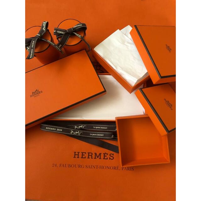 Hermes(エルメス)のエルメス　空き箱　リボン　ツイリー   ガブロッシュ　アクセサリー　 インテリア/住まい/日用品のインテリア小物(その他)の商品写真