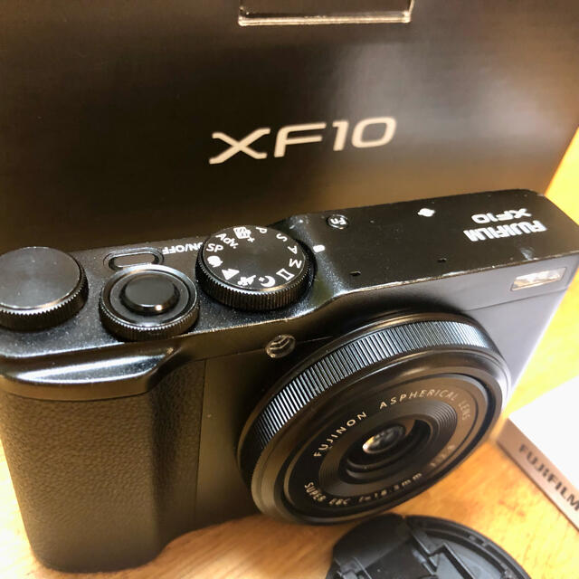 fujifilm XF10