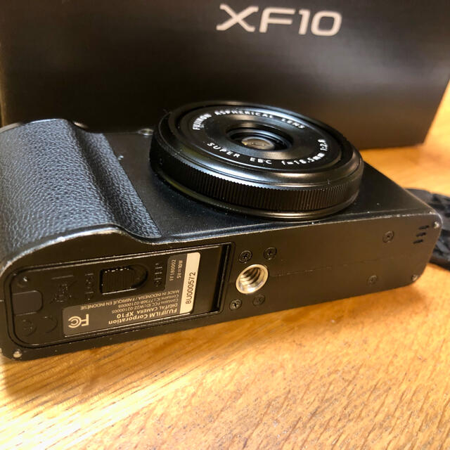 fujifilm XF10