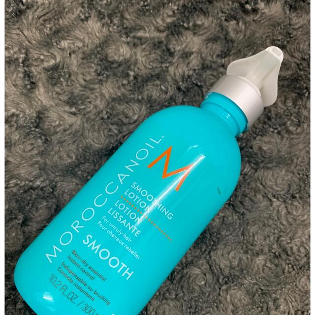 Moroccan oil(モロッカンオイル)のモロッカンオイル　スムージングローション300ml コスメ/美容のヘアケア/スタイリング(ヘアワックス/ヘアクリーム)の商品写真