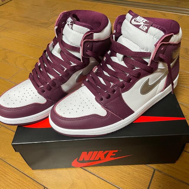 NIKE ナイキ エアジョーダン1 Bordeaux