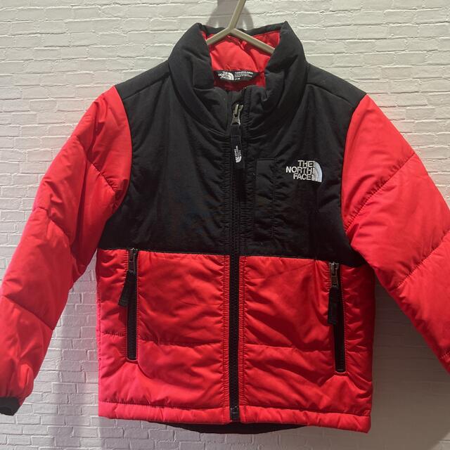 THE NORTH FACE(ザノースフェイス)のノースフェイス　キッズ　ダウンジャケット キッズ/ベビー/マタニティのキッズ服男の子用(90cm~)(ジャケット/上着)の商品写真