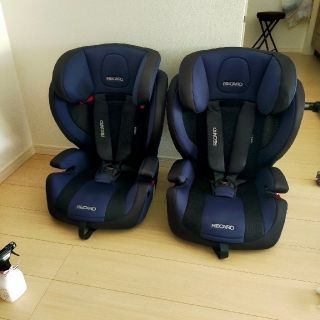 レカロ(RECARO)のRECARO　レカロ　チャイルドシート　j1(自動車用チャイルドシート本体)