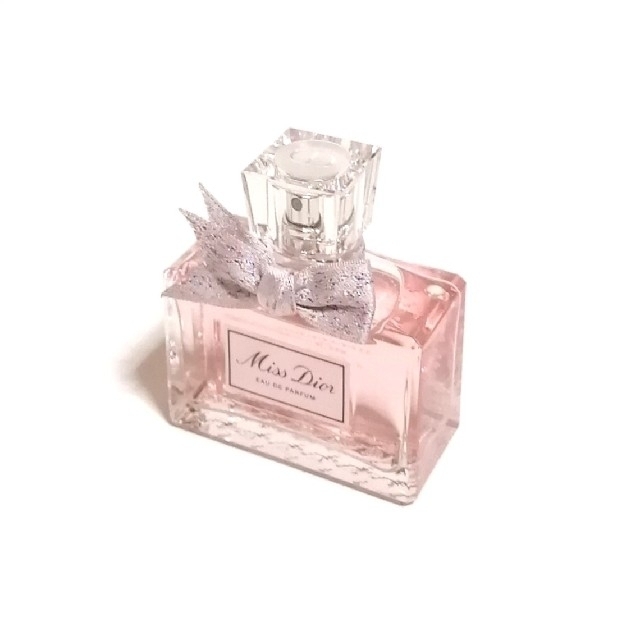 Dior(ディオール)の専用❤Miss Dior ミスディオール オードパルファム 50ml コスメ/美容の香水(香水(女性用))の商品写真