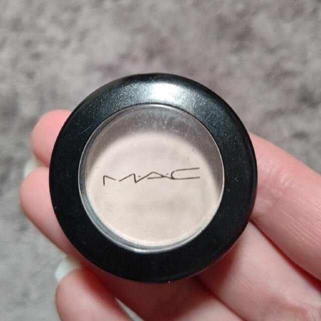 MAC(マック)のMAC コスメ/美容のベースメイク/化粧品(アイシャドウ)の商品写真