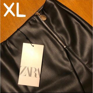 ザラ(ZARA)の【新品・未使用】タグ付き ZARA フェイクレザーレザー ショートパンツ XL(ショートパンツ)