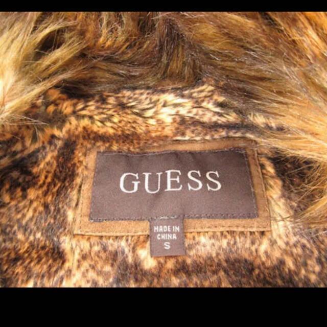 GUESS(ゲス)の【美品】☆GUESS スエードフェイクファー付き ジャケット コート レディースのジャケット/アウター(毛皮/ファーコート)の商品写真