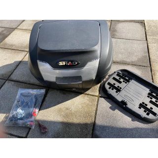 バイク用バッグケース  SHAD  SH−40 　リアボックス　ジャンク品(装備/装具)