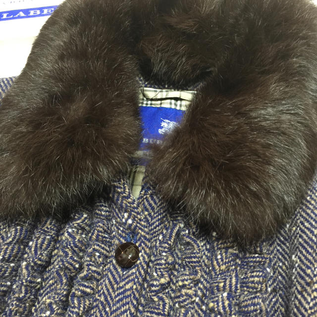 新品同様 バーバリー ブルーレーベル ツイード ファー フリル コート - 1