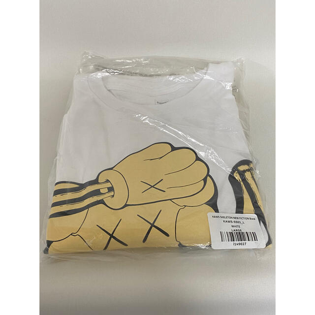 KAWS SKELETON NEW FITCION  Bone T-Shirt メンズのトップス(Tシャツ/カットソー(半袖/袖なし))の商品写真