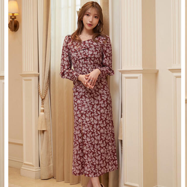 ワンピース 新品☆完売品☆ダーリッチ 赤☆の通販 by 値下げは即決の方