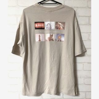 ハニーズ(HONEYS)のハニーズ フォトプリントＴシャツ Sサイズ ベージュ 猫 LOVE 観覧車  (Tシャツ(半袖/袖なし))