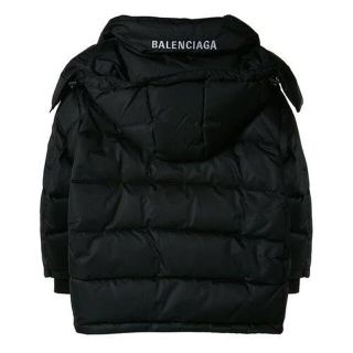 バレンシアガ(Balenciaga)のbalenciaga ダウン(ダウンジャケット)