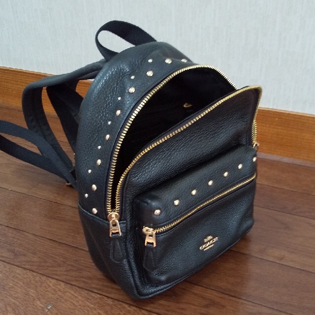 新作からSALEアイテム等お得な商品 満載 COACH スタッズ ミニリュック