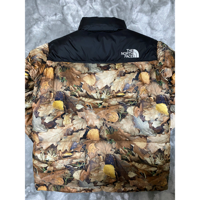 Supreme(シュプリーム)のSupreme the north face leaves nupste メンズのジャケット/アウター(ダウンジャケット)の商品写真