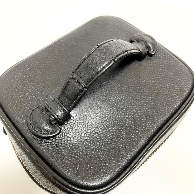 CHANEL - 【美品】 シャネル バニティ ポーチ キャビアスキン ハンドバッグ 黒 ブラックの通販 by MOSSO☆ shop|シャネル ならラクマ CHANEL - 【美品】 シャネル バニティ ポーチ キャビアスキン ハンドバッグ 黒 ブラックの通販 by MOSSO☆ shop|シャネル ならラクマ