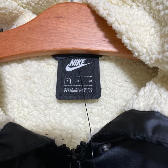 NIKE(ナイキ)の新品 NIKE フィルパーカー ベンチコート Sサイズ レディースのジャケット/アウター(ロングコート)の商品写真