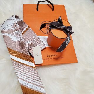 エルメス(Hermes)のmaya様専用HERMES　ツイリー　新品「エクスリブリス」(バンダナ/スカーフ)