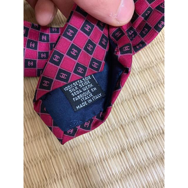 CHANEL ネクタイ シャネルマーク シルク 100% CHANEL ネクタイ シャネルマーク シルク 100%