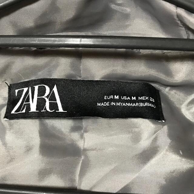 ZARA(ザラ)のZARA ザラ ショート丈 ファー付きフーデッドコート グレー レディースのジャケット/アウター(ダッフルコート)の商品写真