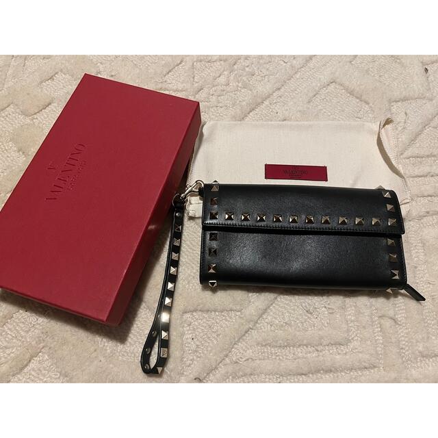 ファッション小物Valentino rock studs 長財布