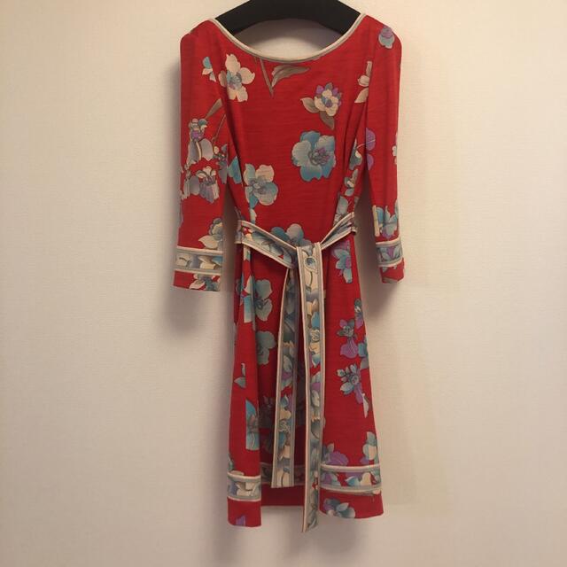 新品入荷 LEONARD 花柄ワンピース レオナール - ひざ丈ワンピース