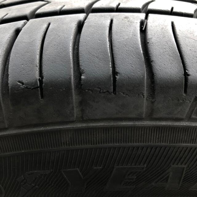 トヨタ　アクア　純正ホイール＋キャップ　175/65/R15　夏タイヤ 9