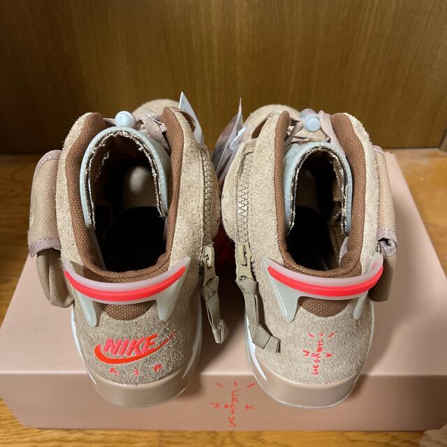 NIKE(ナイキ)のNIKE AIR JORDAN6 travis scott メンズの靴/シューズ(スニーカー)の商品写真