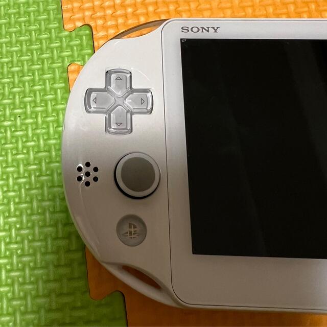 【値下げ】ps vita 2000 ブラック　美品③