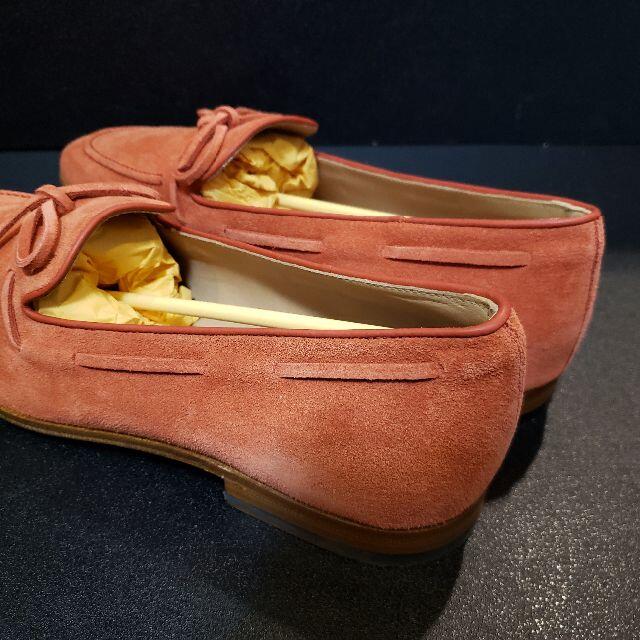 TOD'S(トッズ)のトッズ（TOD'S） スエードローファー 赤 UK7.5 メンズの靴/シューズ(スリッポン/モカシン)の商品写真