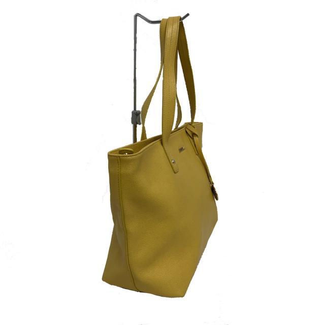 Furla(フルラ)のフルラ ショルダーバッグ美品  - イエロー レディースのバッグ(ショルダーバッグ)の商品写真