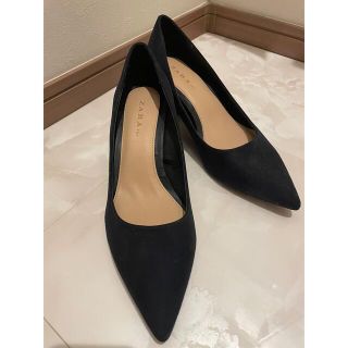 新品同様　ZARA チャンキーヒール　ネイビー　サイズ39(ハイヒール/パンプス)