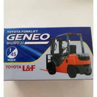 ラジコン　トヨタフォークリフト　GENEO 8FG/8FD25 非売品