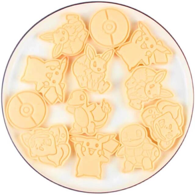 ポケモン ピカチュウ キャラクター クッキー型 6点セットお菓子作り 型抜きの通販 By ゆい S Shop ラクマ