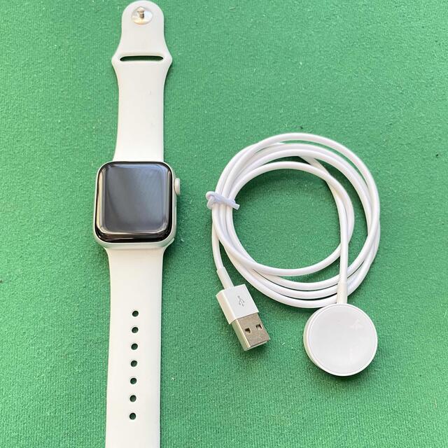 Apple Watch Series 6 シルバー 40mm アップルウォッチ Apple Watch Series 6 シルバー 40mm アップルウォッチ